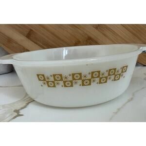 VTG Fire King Gold Star Glow Atomic Casserole Dish OVEN TO TABLE 1.5 Quart